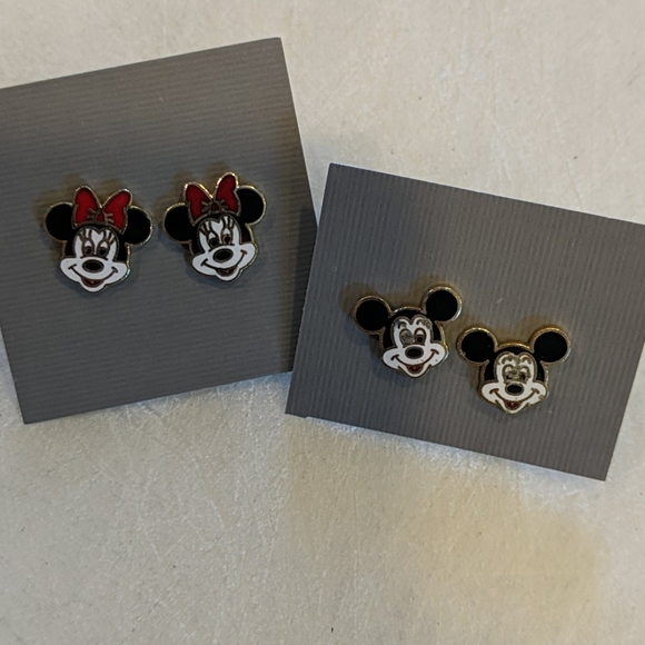VINTAGE! Mickey and Minnie Stud Earrings Enamel CUTE! - Picture 1 of 4